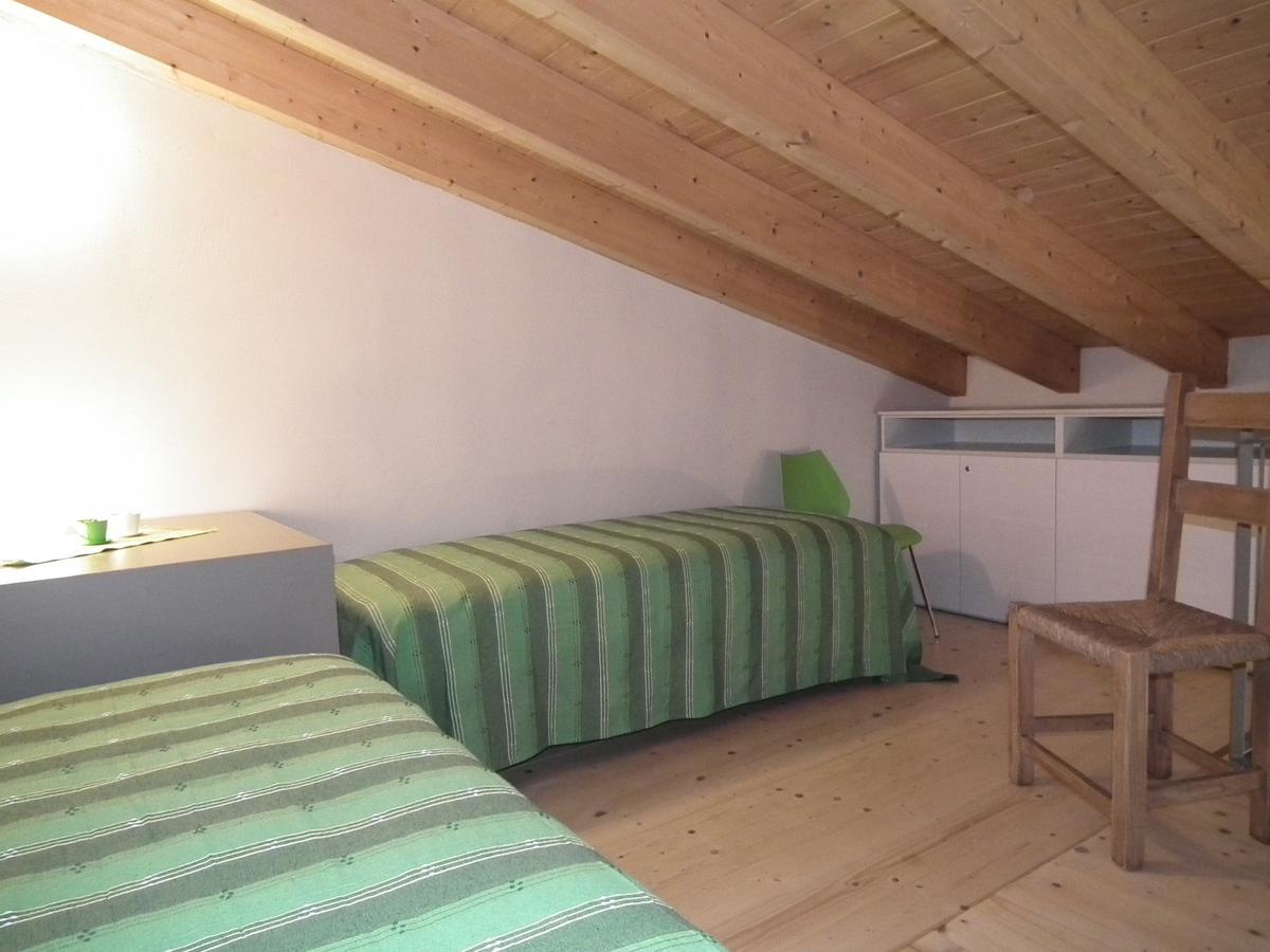 L'Isolo B&B E Case Vacanza Monzambano Exteriör bild