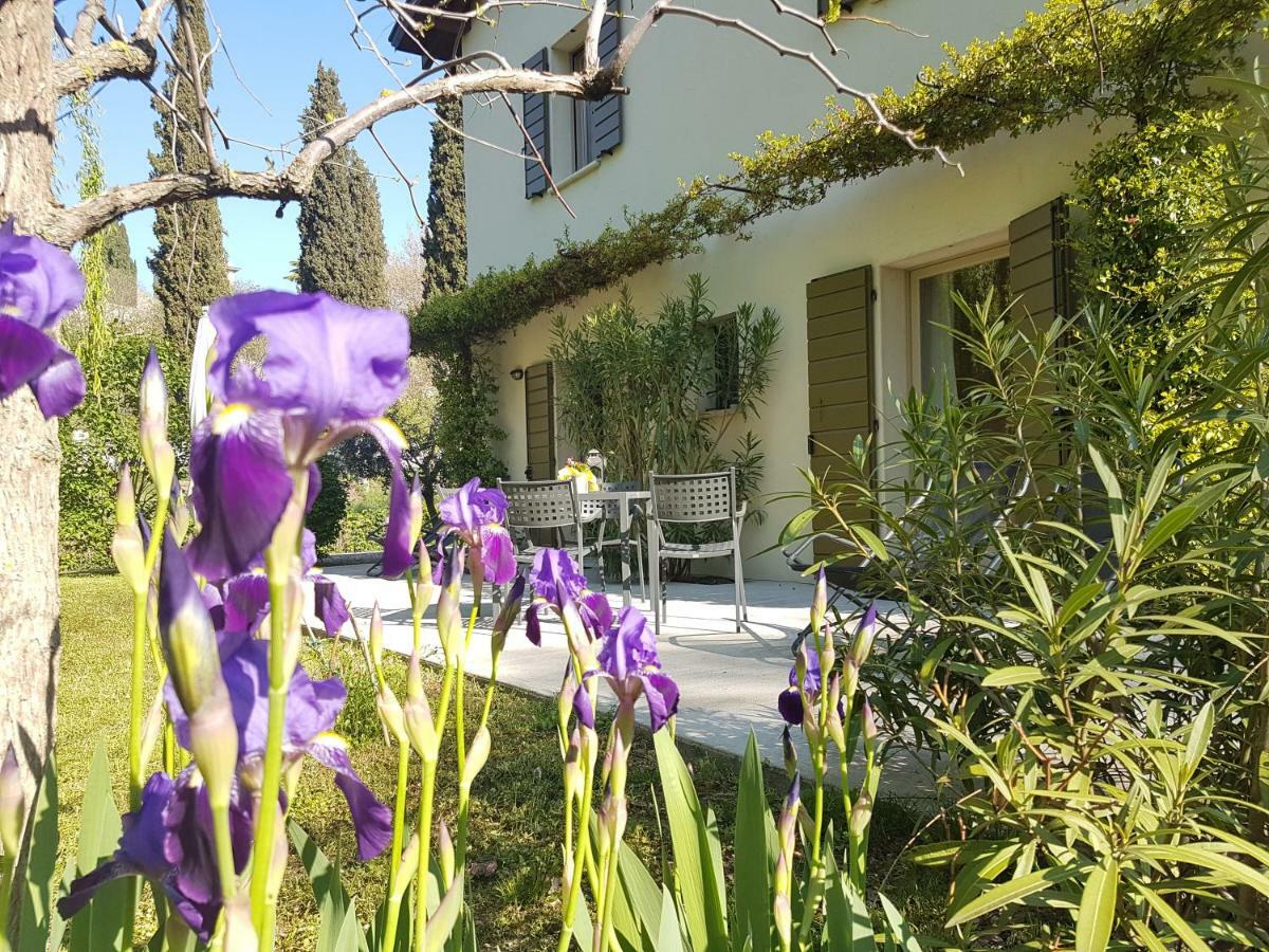 L'Isolo B&B E Case Vacanza Monzambano Exteriör bild
