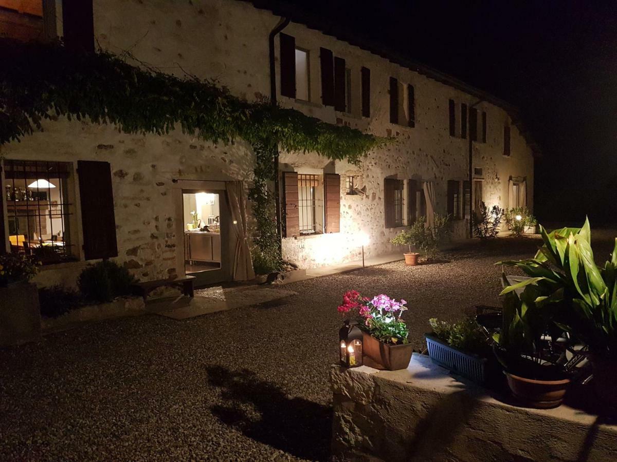 L'Isolo B&B E Case Vacanza Monzambano Exteriör bild