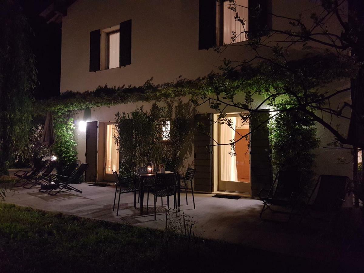 L'Isolo B&B E Case Vacanza Monzambano Exteriör bild