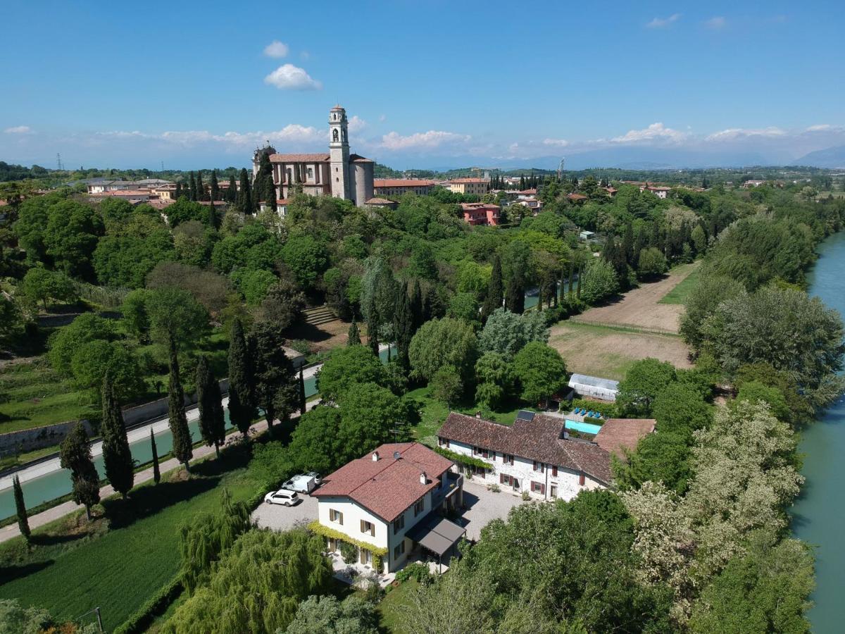 L'Isolo B&B E Case Vacanza Monzambano Exteriör bild